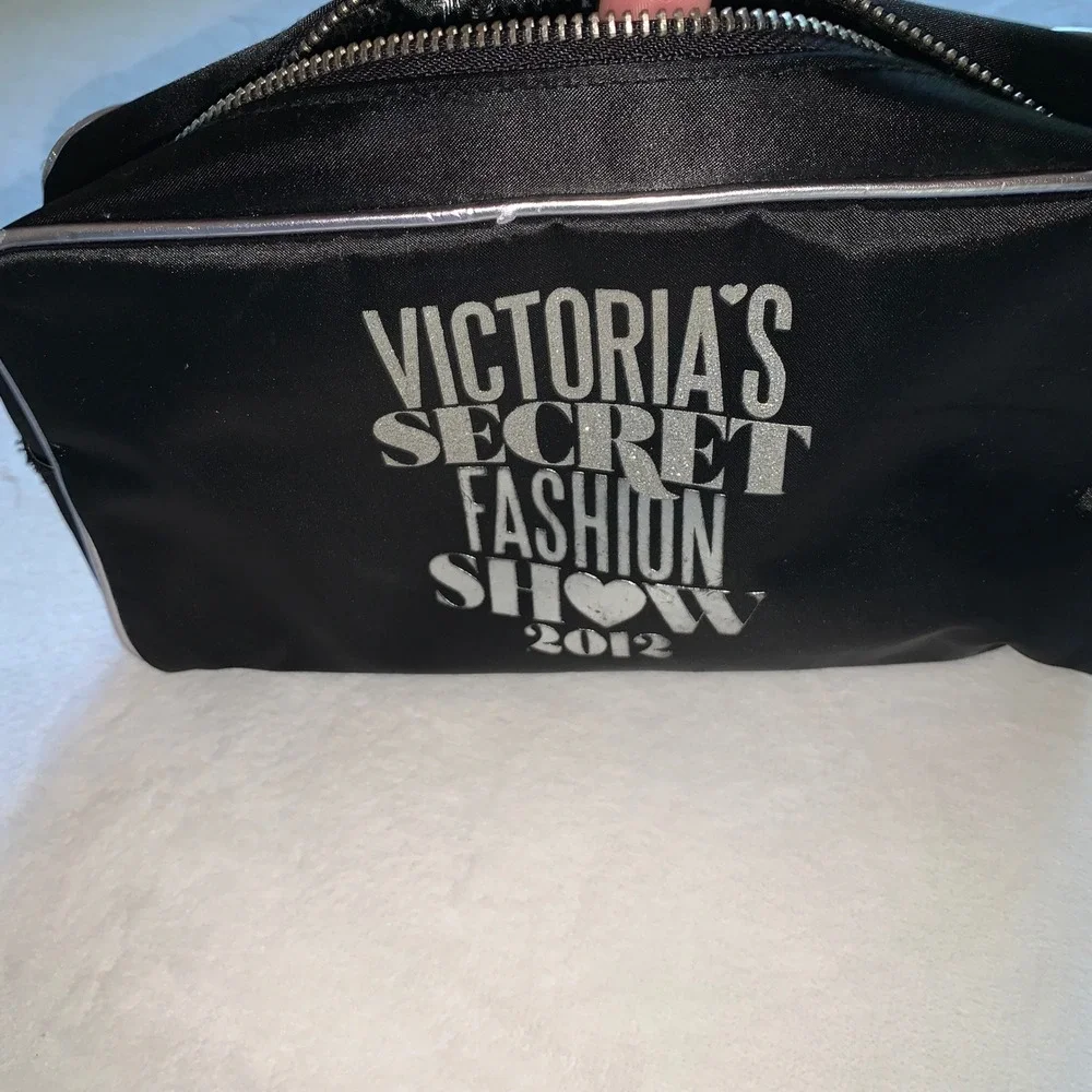 Victoria's Secret black silver make up‎ bag cosmetics bag 2012